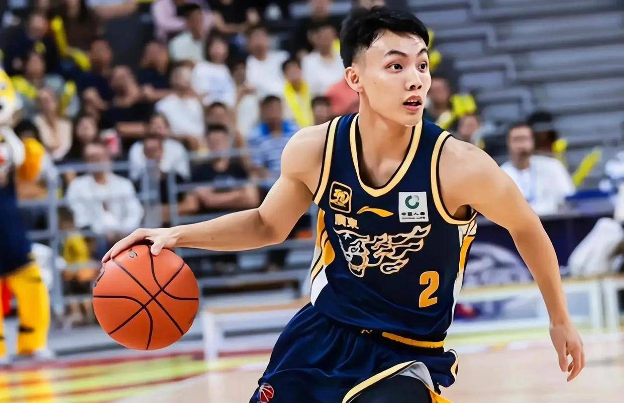 关于关键时刻突围战来临；广州队围绕全明星赛强势反弹；管理层满意；赛季目标并未改变的信息-米兰体育